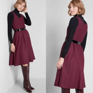 ModCloth Take the Lead wool blend swing dress with belt. Size 4.
